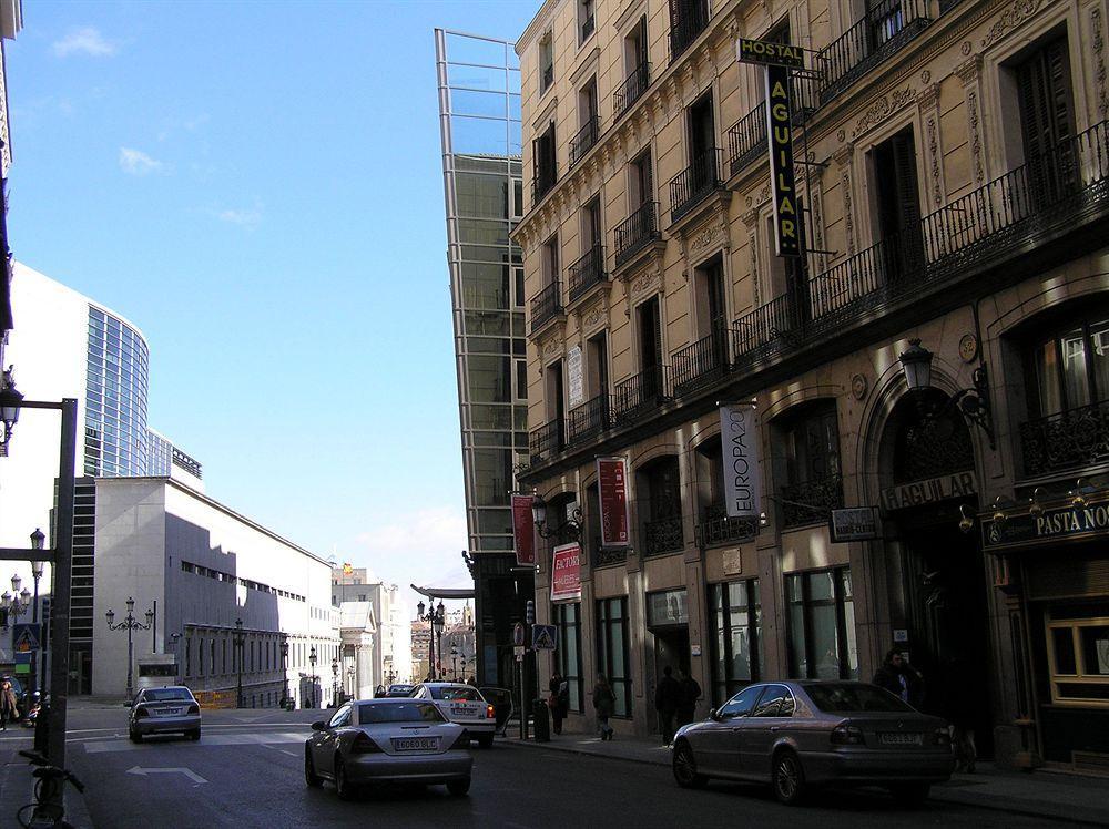 Hostal Aguilar Madrid Buitenkant foto