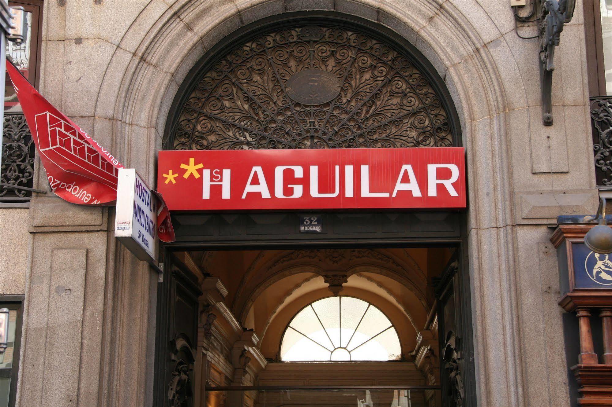 Hostal Aguilar Madrid Buitenkant foto